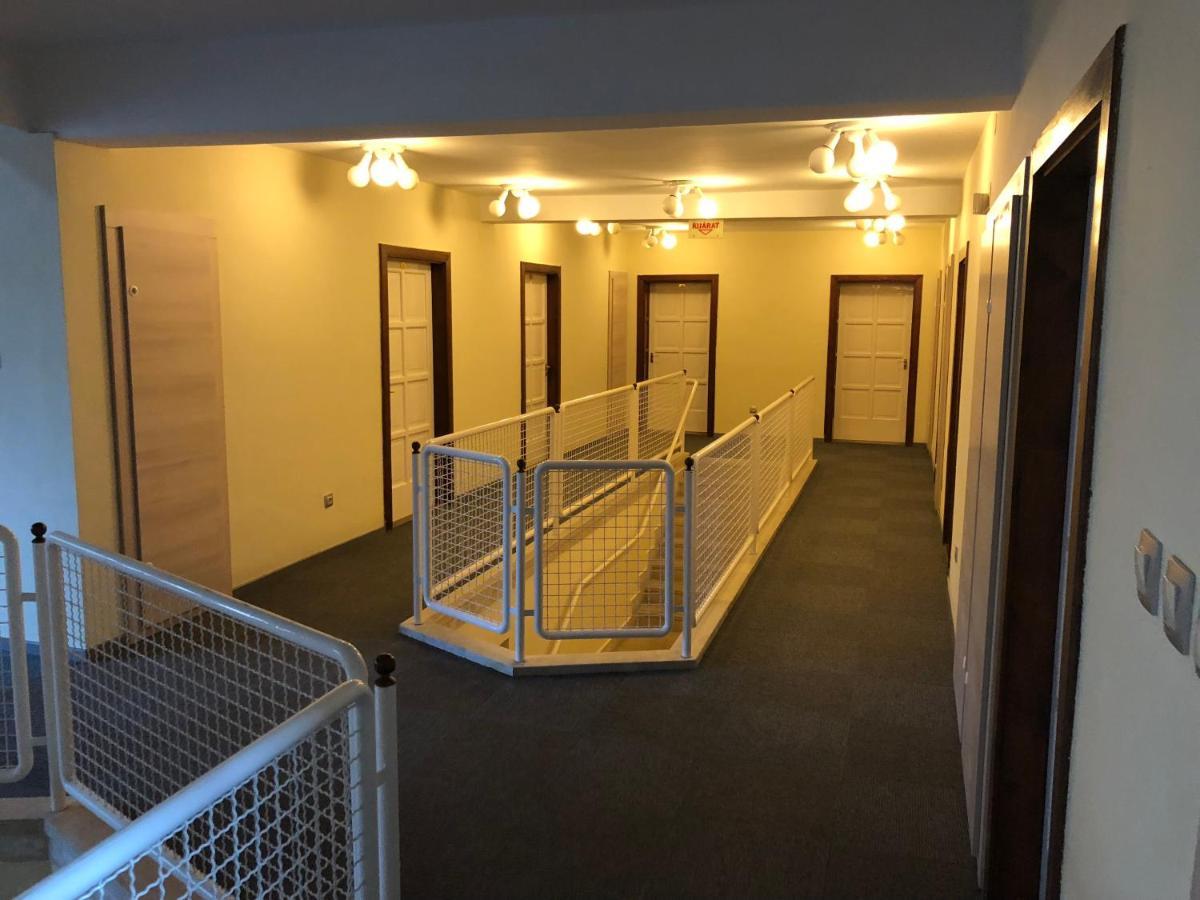 Grantek Ueduelohaz Otel Balatonlelle Dış mekan fotoğraf