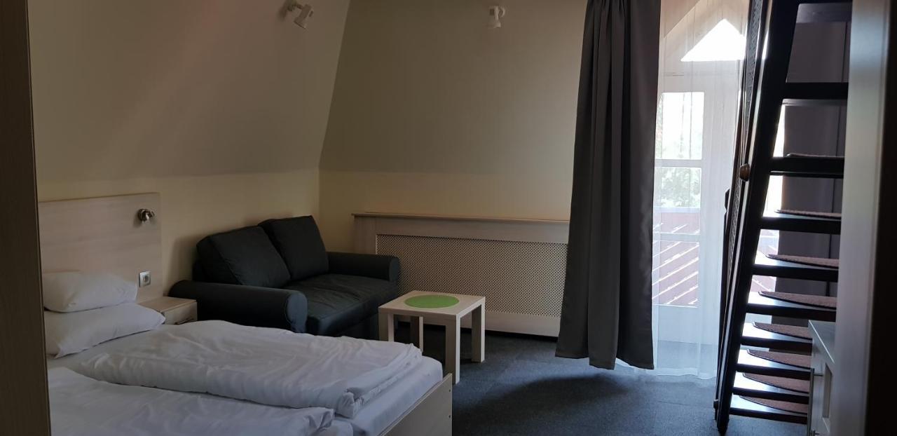 Grantek Ueduelohaz Otel Balatonlelle Dış mekan fotoğraf