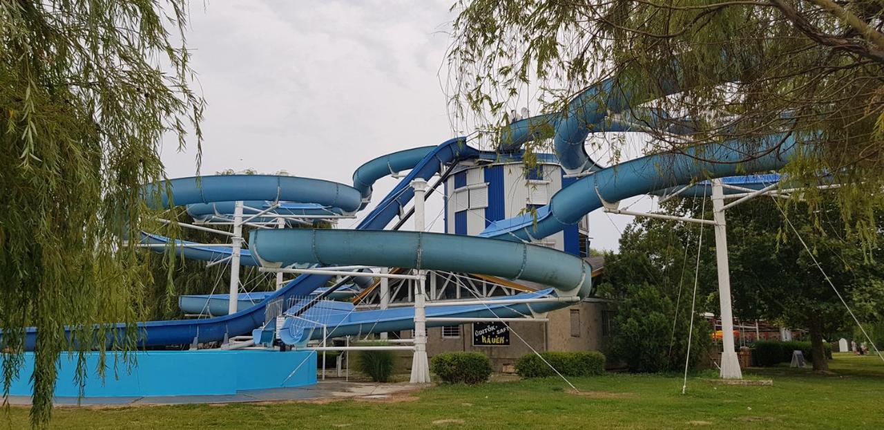 Grantek Ueduelohaz Otel Balatonlelle Dış mekan fotoğraf