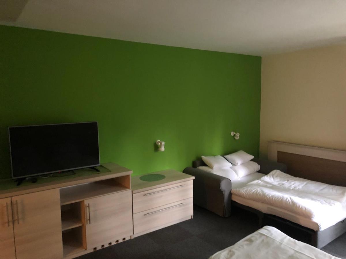 Grantek Ueduelohaz Otel Balatonlelle Dış mekan fotoğraf